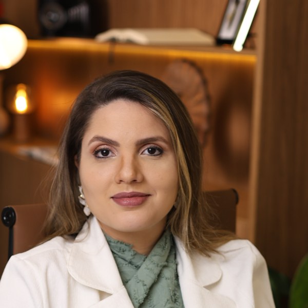 Dra. Patrícia Pontes